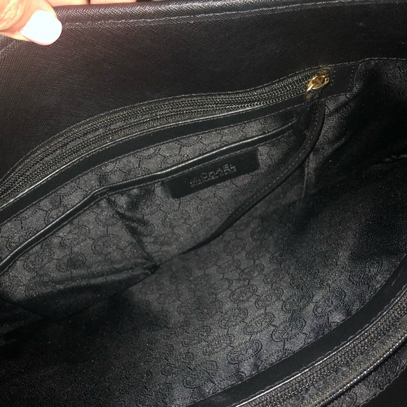 Michael kors classic large black purse - Picture 7 of 7